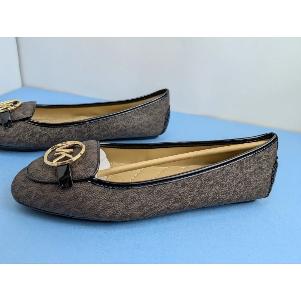 Michael Kors Lillie Moc Brown Logo w/ Gold Hardware Women's size 11